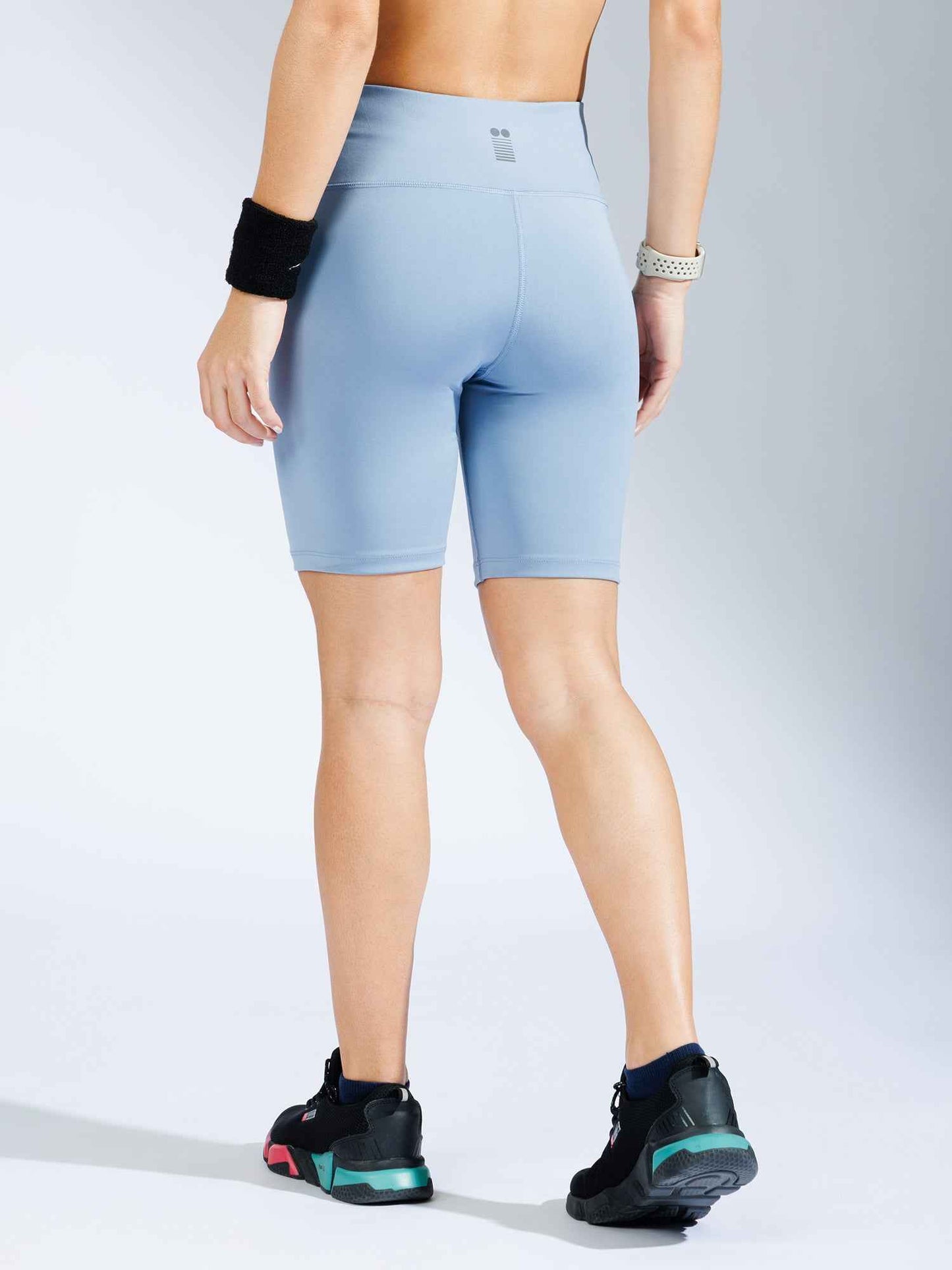 Ascent edge shorts 8” – Women’s High Waist Training Shorts Pitch Blue