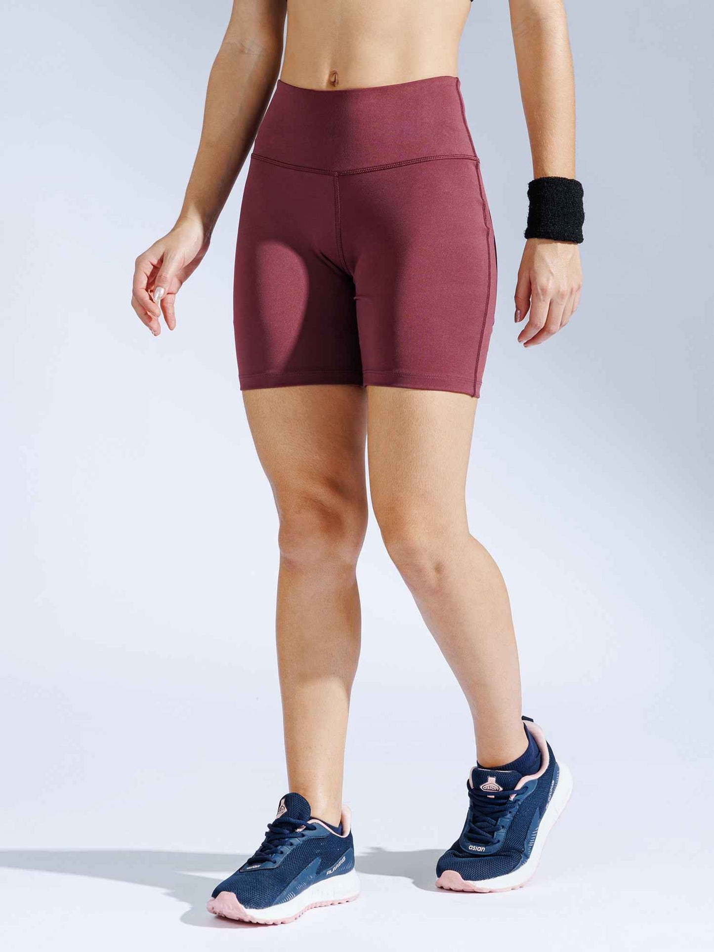 Ascent Edge Shorts 6” – Women’s High Waist Training Shorts