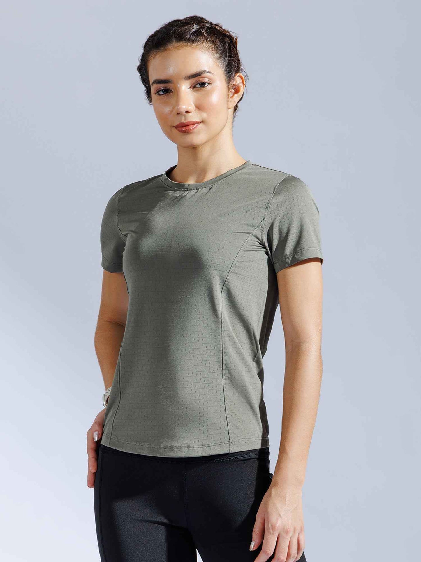 Momentum Tee – Women’s Lightweight Gym T-Shirt