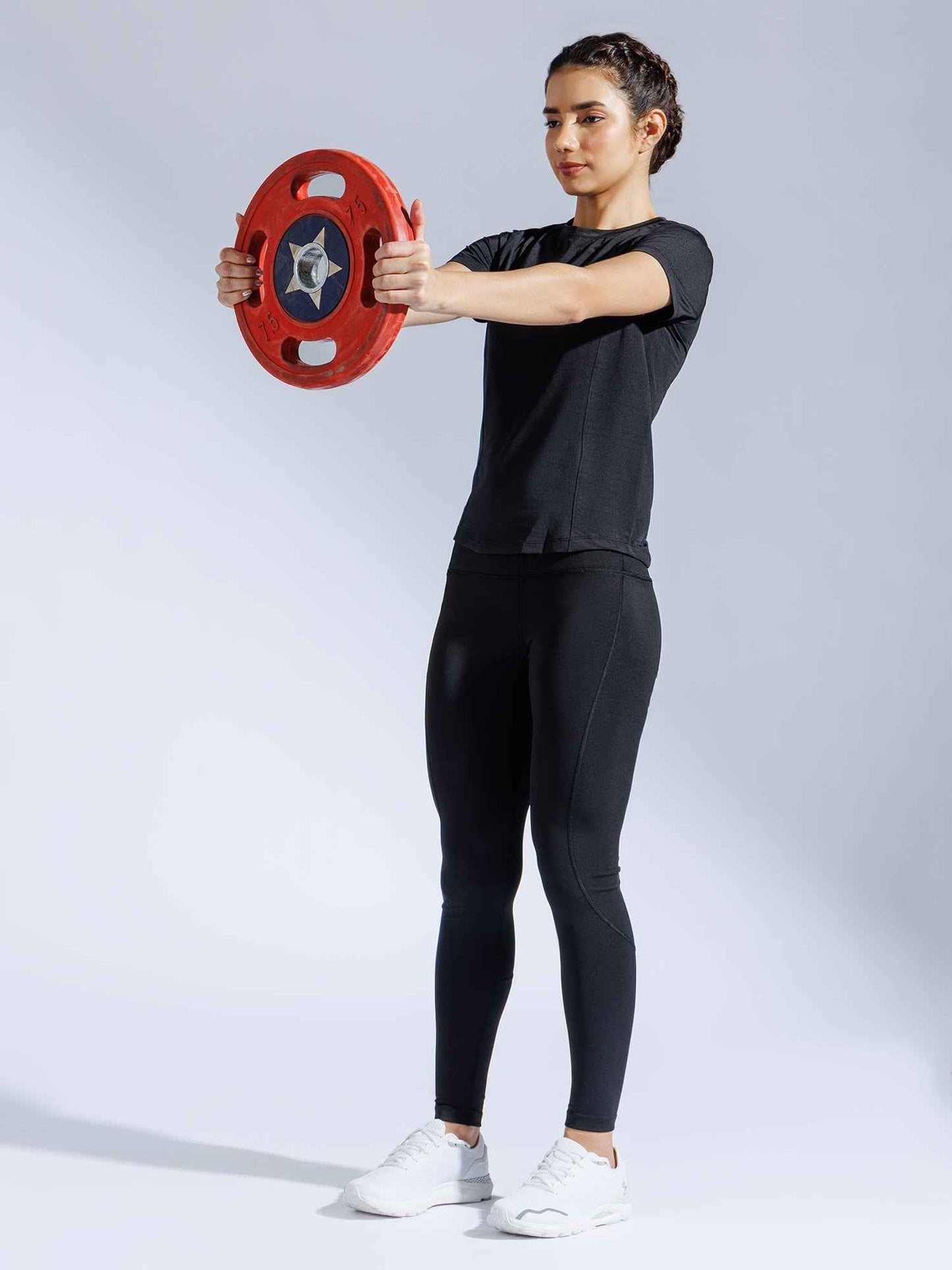 Momentum Tee – Women’s Lightweight Gym T-Shirt Black