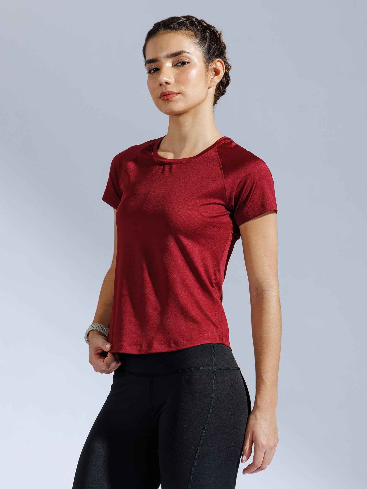 Cloud Stride Tee – Soft Active T-Shirt for Women Maroon