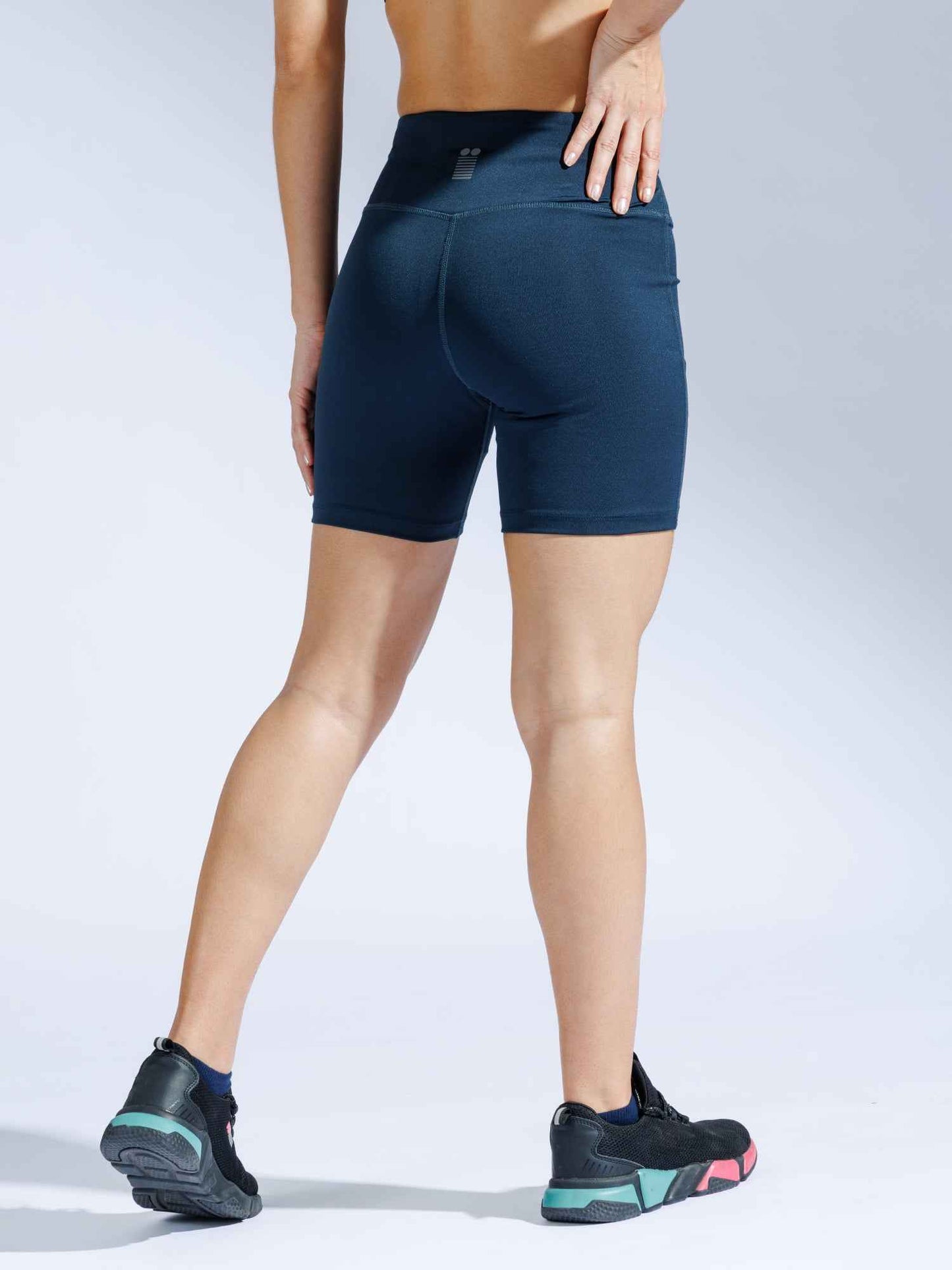 Ascent Edge Shorts 6” – Women’s High Waist Training Shorts
