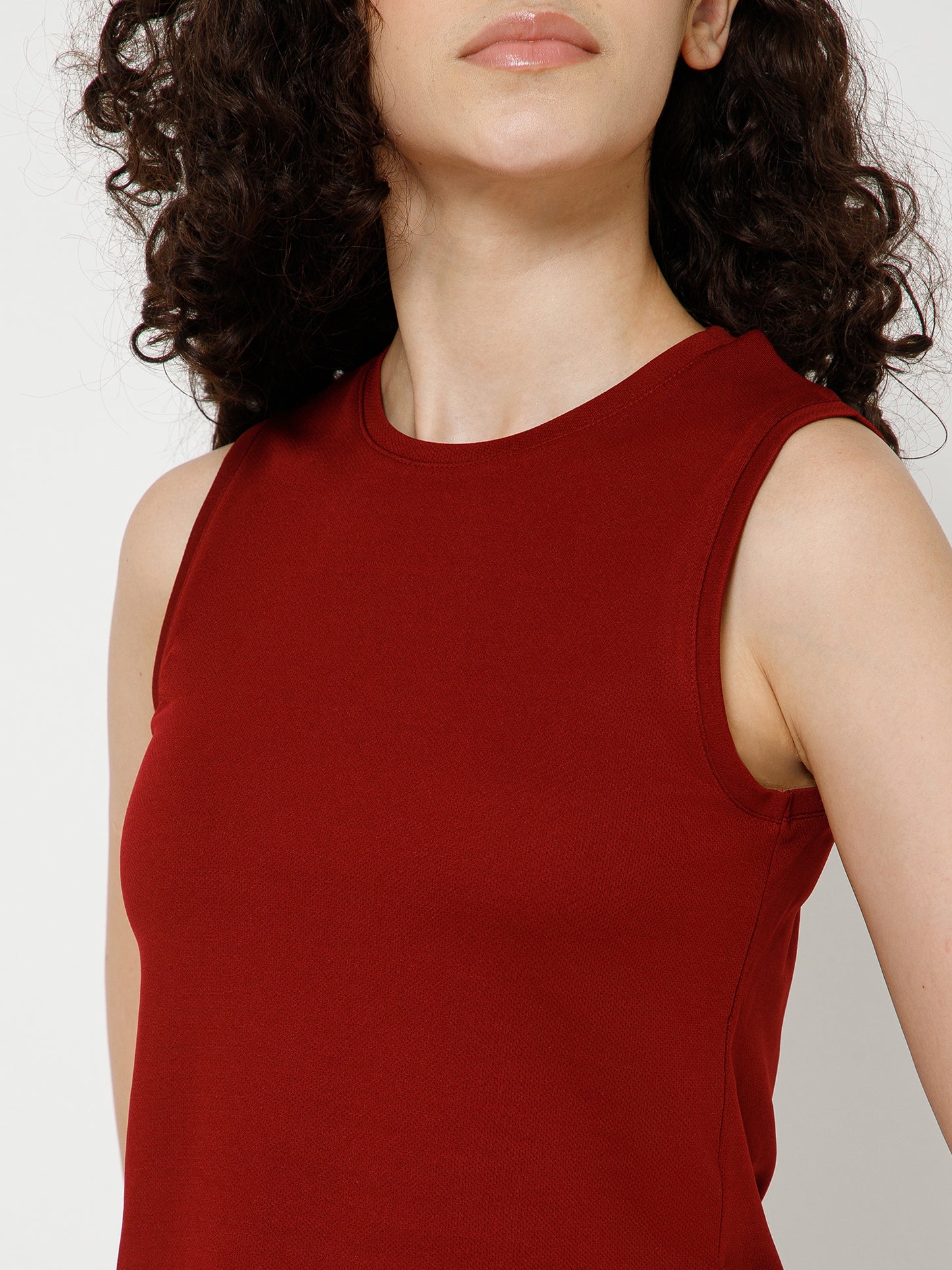 Cloud Tank Top for Women – Soft Stretch Activewear Maroon