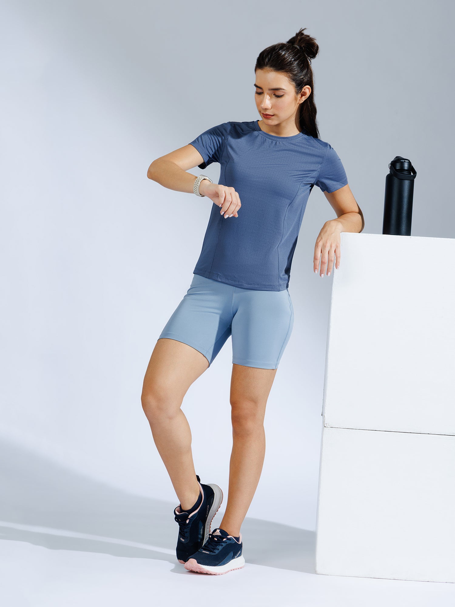 Momentum Tee Grey Blue