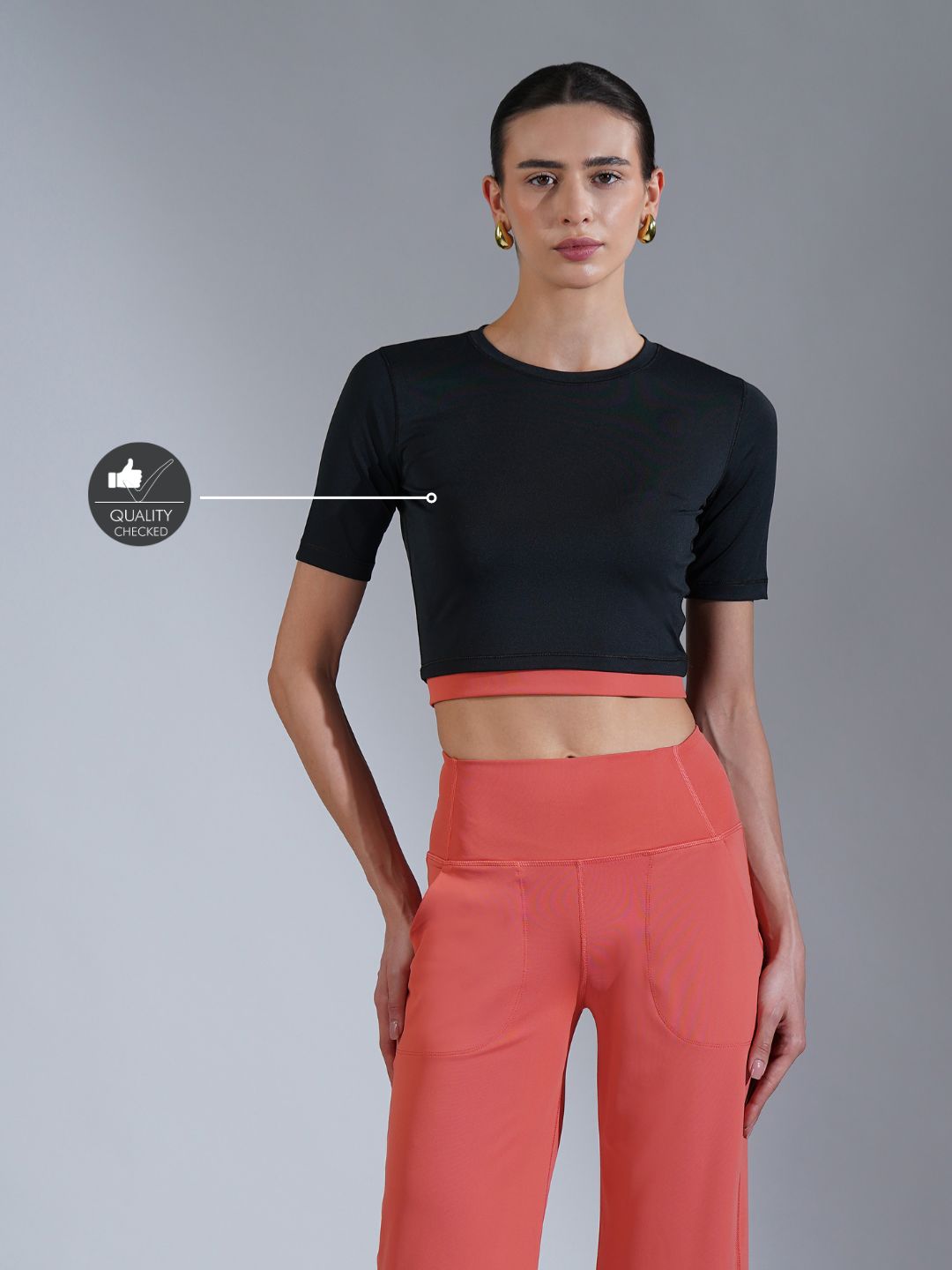 Core Crop top- Black Black